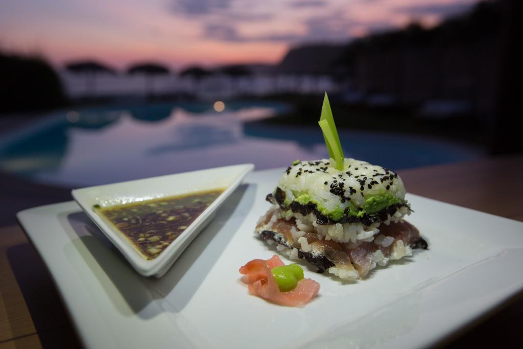 Manta Raya Hotel - Right On The Beach Cuatunalco Εξωτερικό φωτογραφία